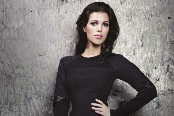 AMANDA MASONMISS NEW YORKAmanda studies Opera and has performed with some 
of the biggest names in classical music. She took over the Miss New York 
crown when Nina won Miss America.